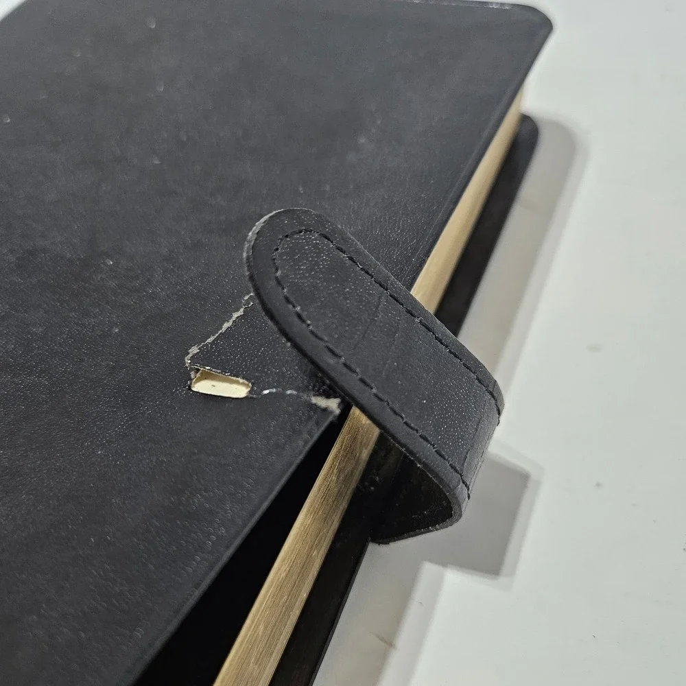 Holman Ultrathin Classic Bible New International Version Black Bonded Leather